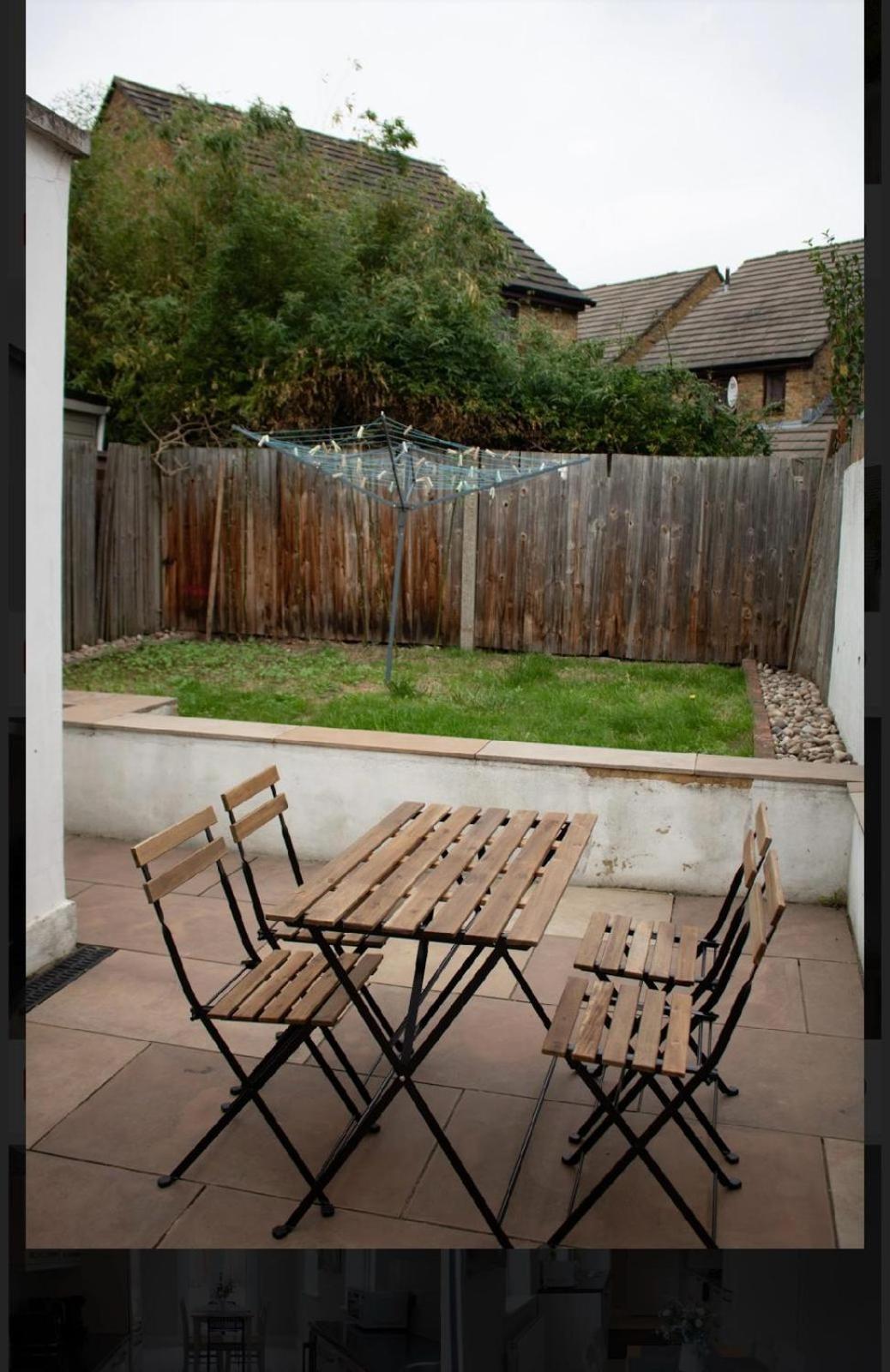 Brentford Guest Rooms ภายนอก รูปภาพ